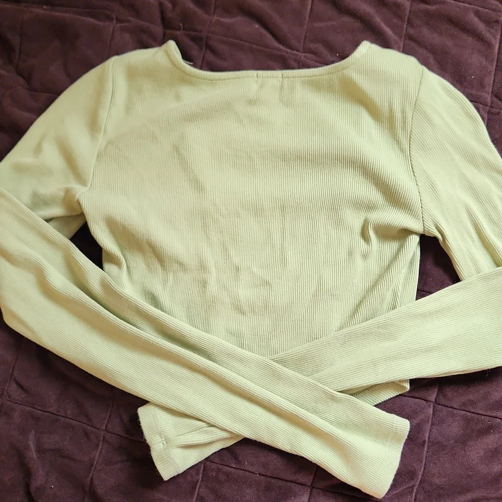 GARAGE Green Long Sleeve Crop Top - Picture 4 of 4